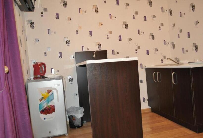 اتاق لوکس با بالکن, Your Comfort