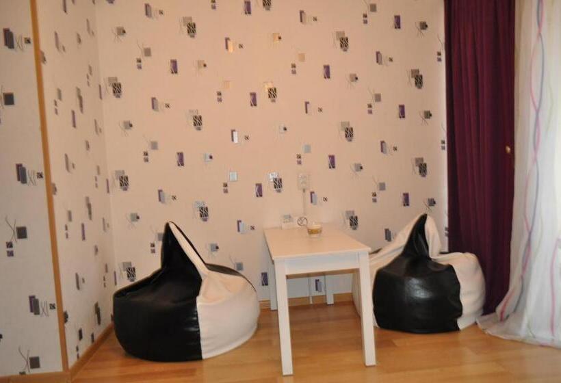 اتاق لوکس با بالکن, Your Comfort