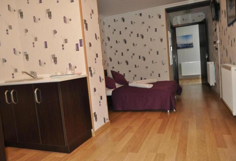 اتاق لوکس با بالکن, Your Comfort