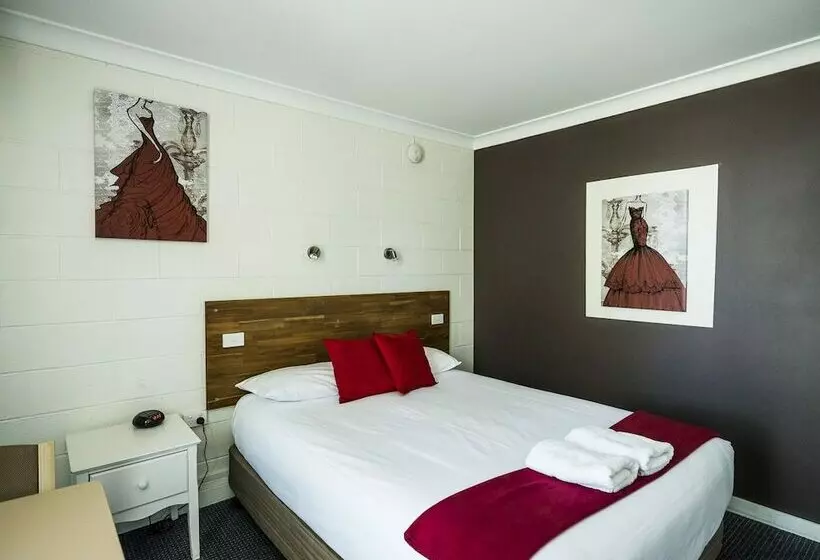 デラックスルーム, Plainsman Motel