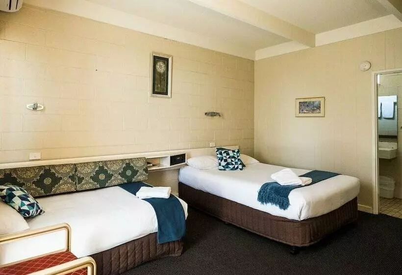 スタンダードルーム, Plainsman Motel