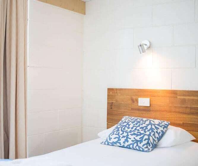 스탠다드 룸, Plainsman Motel