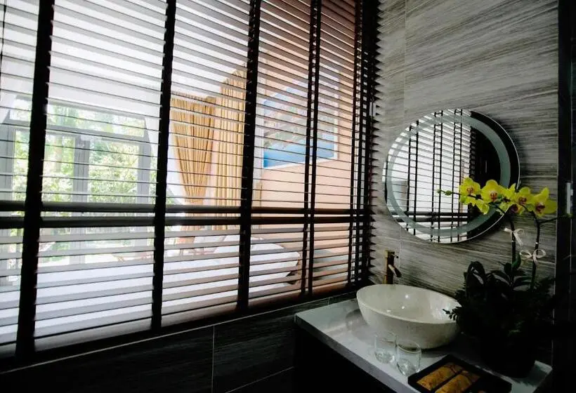 اتاق لوکس, Lancelynk Retreat Hoi An