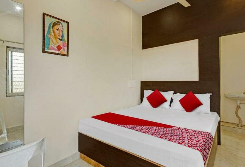 三人经典房间, Oyo Flagship The Ashoka Boarding And Lodging