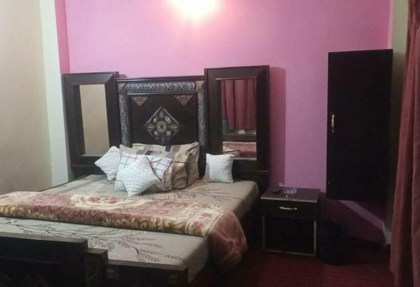 اتاق استاندارد, Pc Green Hotel, Mahandri, Kaghan