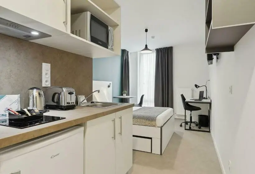 Standard-studio Parivuode, All Suites Appart Hôtel - Le Havre Centre - Les docks