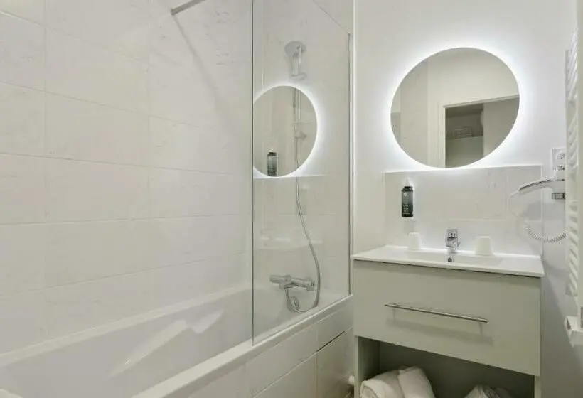 Superior-studio, All Suites Appart Hôtel - Le Havre Centre - Les docks