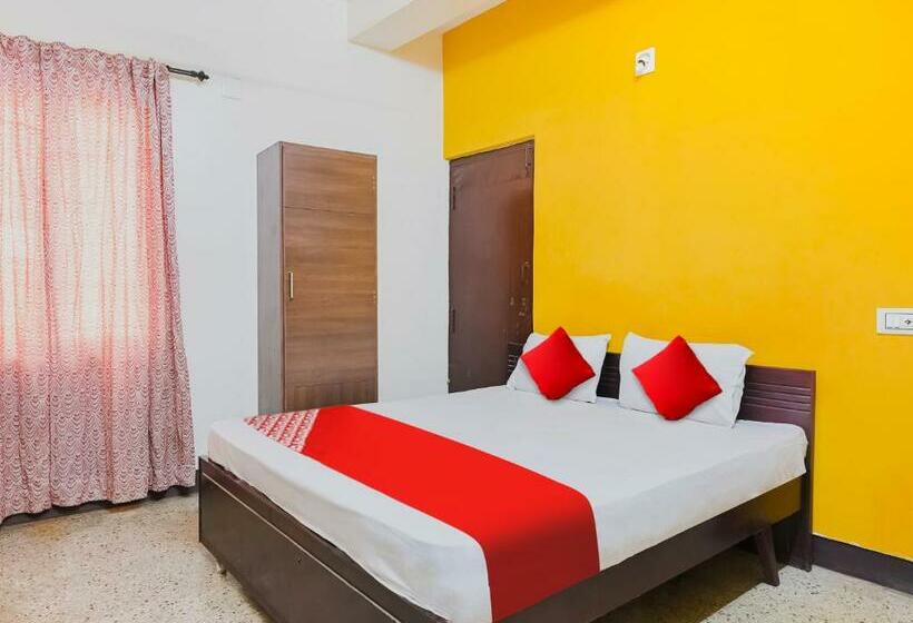 Трехместный Номер Классика, Oyo Flagship A K Residency