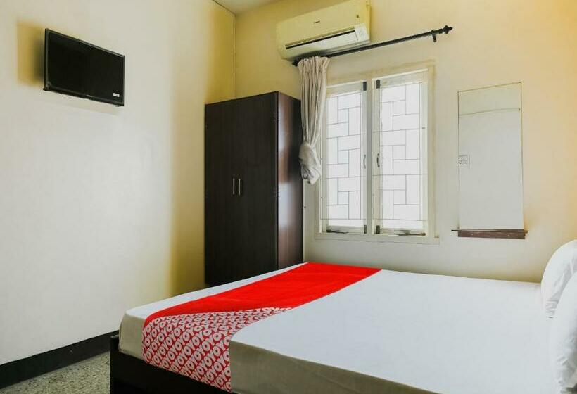 Трехместный Номер Классика, Oyo Flagship A K Residency