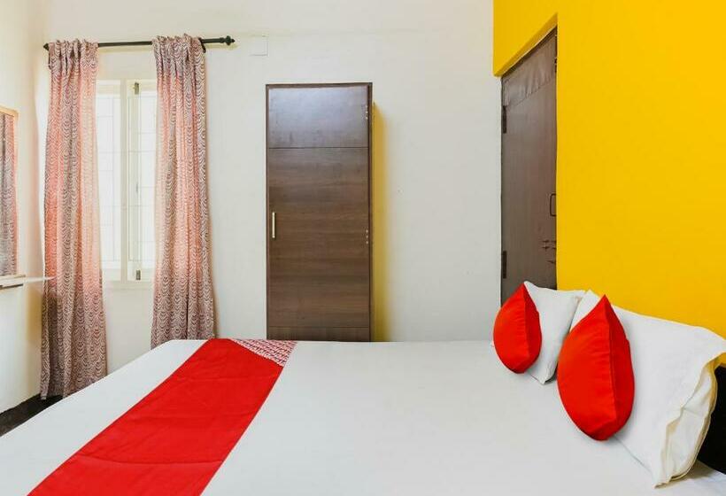 Трехместный Номер Классика, Oyo Flagship A K Residency