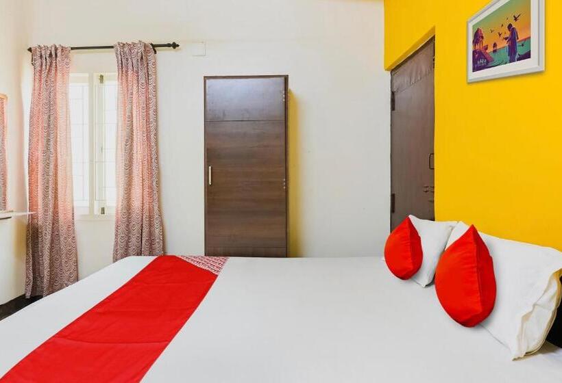 Трехместный Номер Классика, Oyo Flagship A K Residency