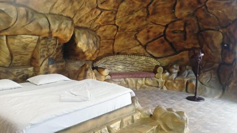 جناح رئاسى, The River Park Resort