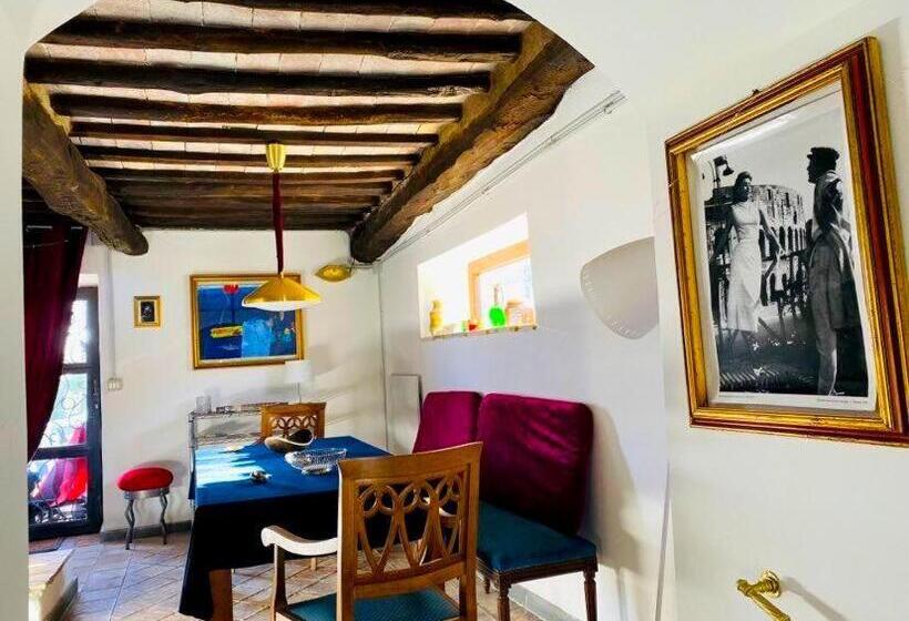 غرفة قياسية, Stanza Panoramica Dimora Bella Civita