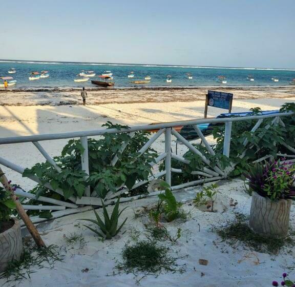 이코노미 룸, Kibwana Village Bungalows