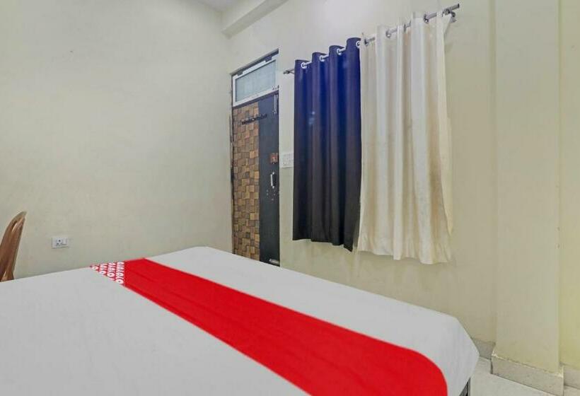 غرفة كلاسيكية ثلاثية, O Sharvil Inn