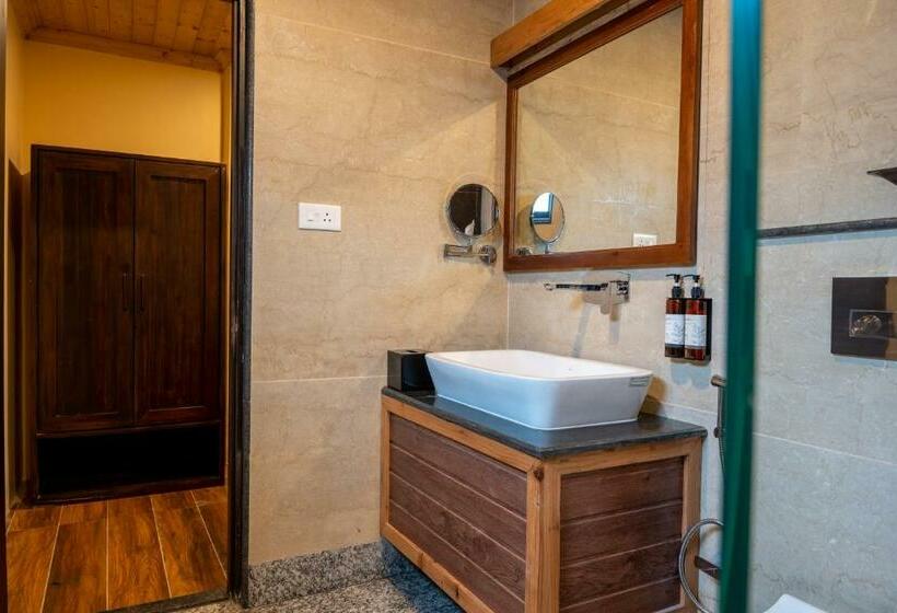 חדר סטנדרט עם מיטת קינג, Regenta Inn Gangtok By Royal Orchid Hotels Ltd