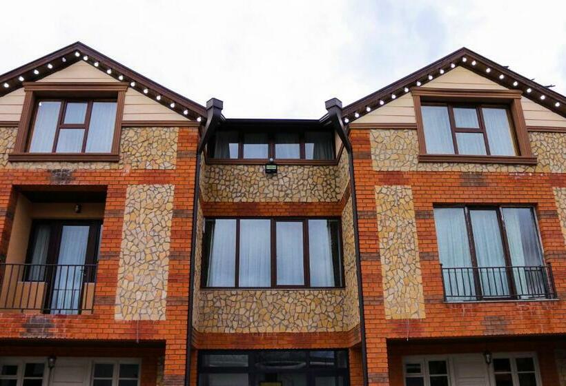 اتاق اکونومی, Villa Pelagoni