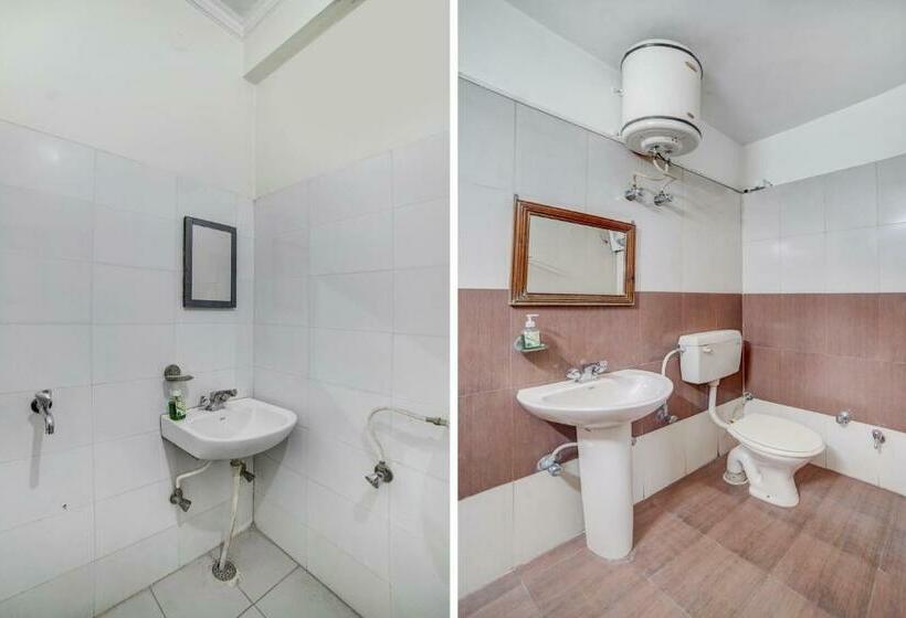 Quarto Triplo Clássico, Oyo Flagship Hotel Naveen