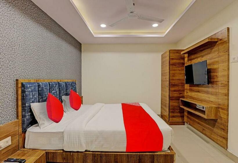 اتاق استاندارد, Oyo Flagship Hotel Pm Villa