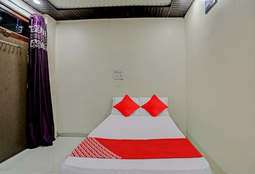 トリプルクラシックルーム, Oyo Flagship K1 Hotel And Restaurant