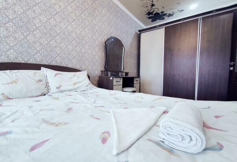 اتاق استاندارد با بالکن, Guest House Adimi