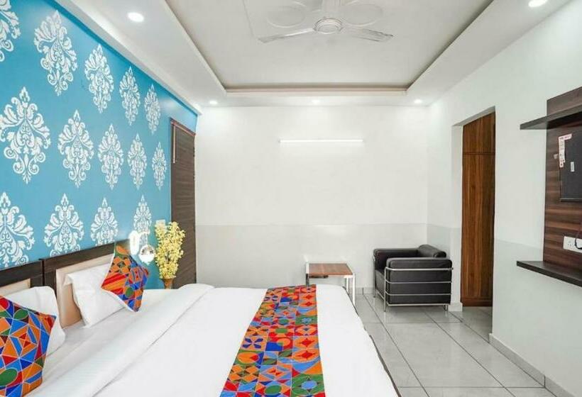 Büyük Çift Kişilik Yataklı Delüks Oda, Tanvi Premium