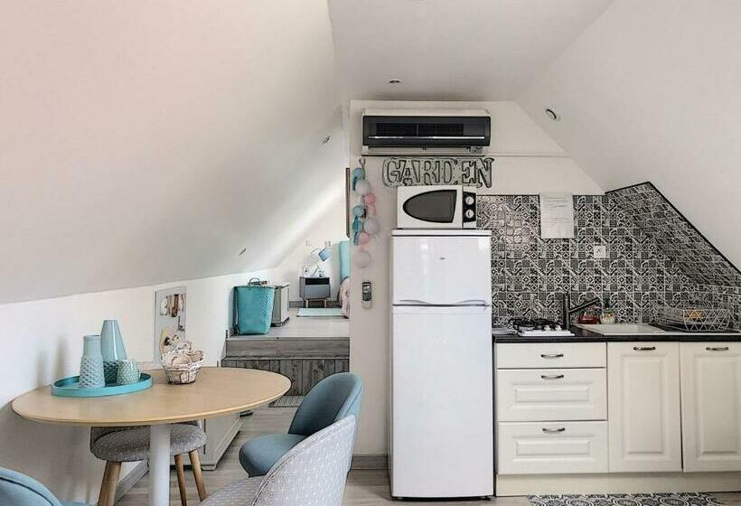 Апартаменты 1 Спальня Вид на Бассейн, Appartement Avec Piscine De La Croix