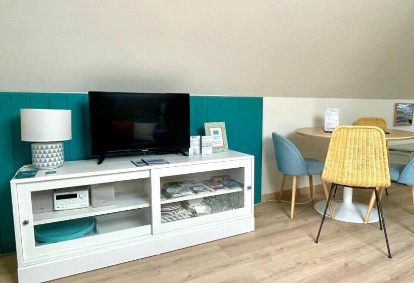 Апартаменты 1 Спальня Вид на Бассейн, Appartement Avec Piscine De La Croix