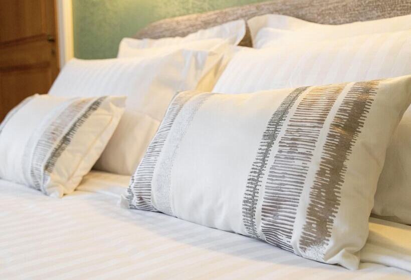 Номер Deluxe, Clos Des Moulins