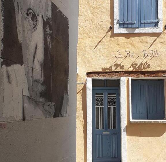基本间, La Re Belle