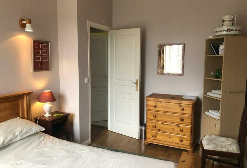 غرفة قياسية, La Verrerie De Guerlédan