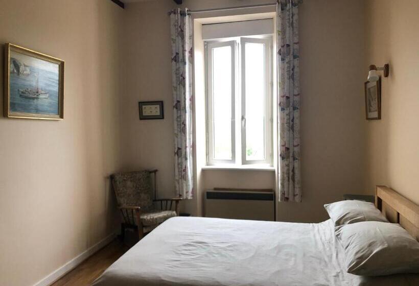 غرفة قياسية, La Verrerie De Guerlédan