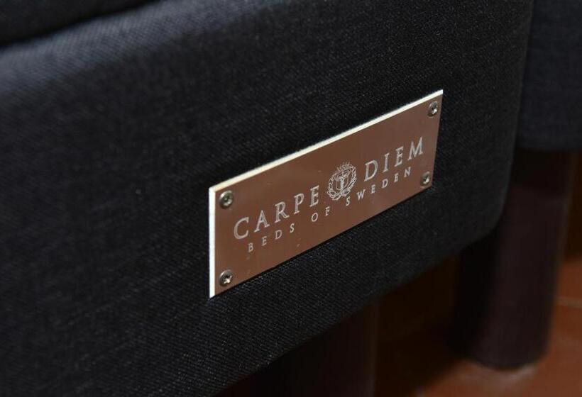 חדר סטנדרט, Rue Galilee