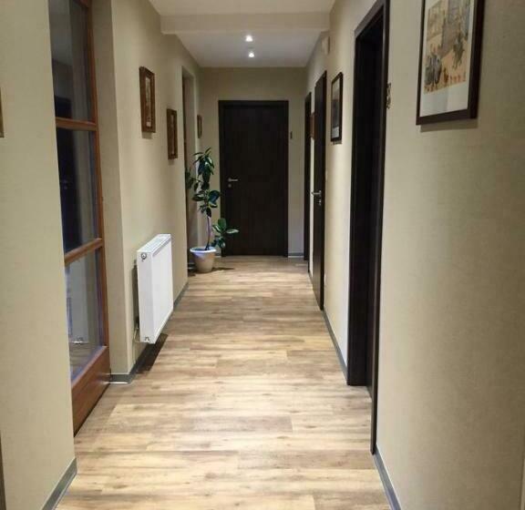Номер Стандарт, Auberge Le Meisenberg