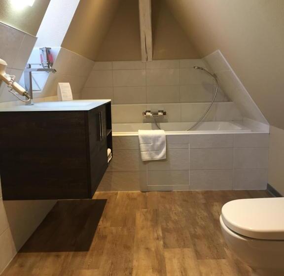 חדר משפחתי, Auberge Le Meisenberg