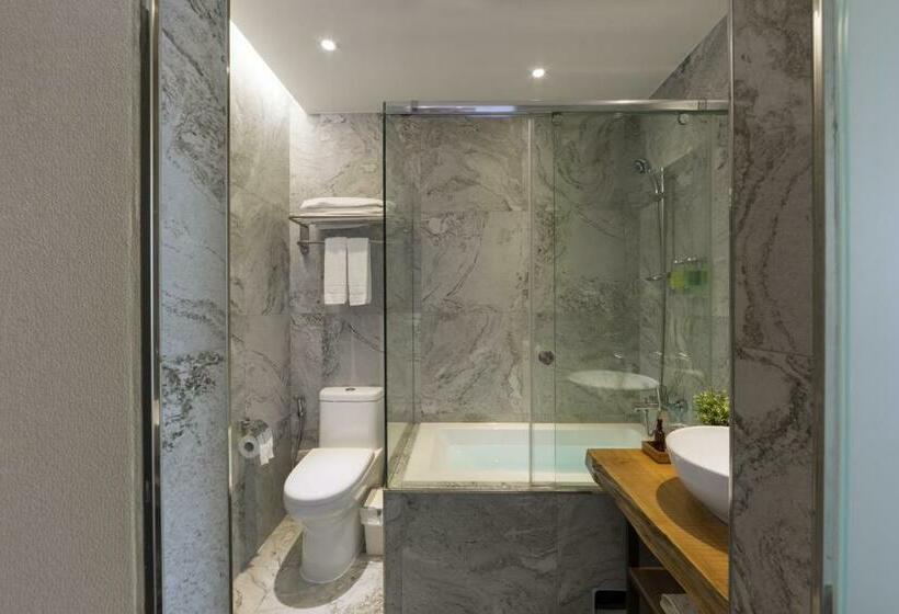 اتاق سوپریور, Herb Art