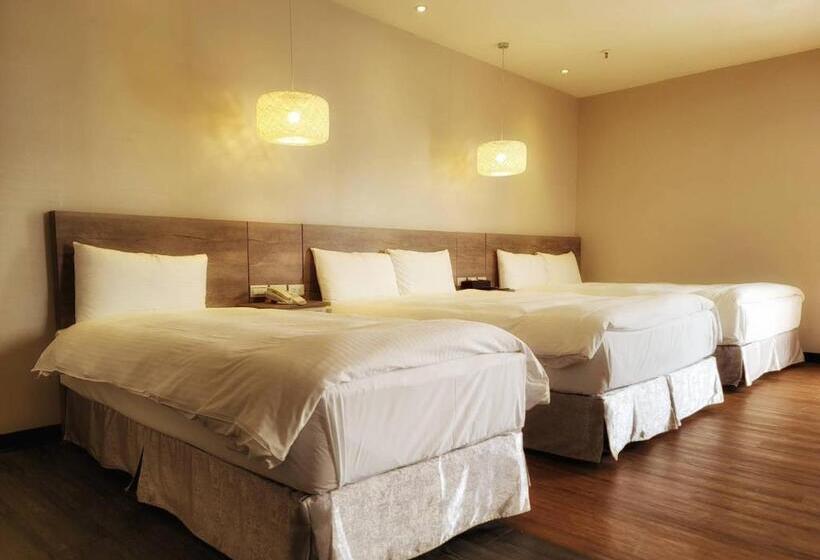 اتاق خانوادگی, Herb Art