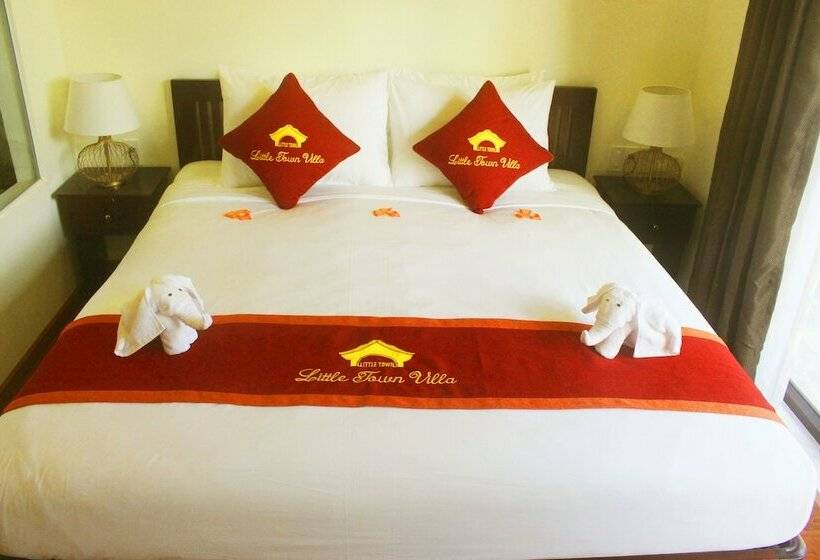 اتاق لوکس با چشم‌انداز استخر, Little Town Villa