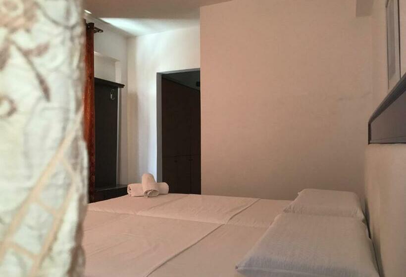 バルコニー付きスタンダードルーム, Tatzati 2