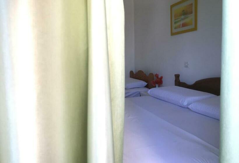 バルコニー付きスタンダードトリプルルーム, Tatzati 2