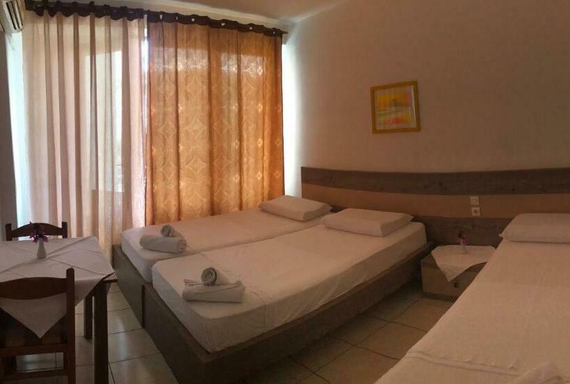 バルコニー付きスタンダードトリプルルーム, Tatzati 2