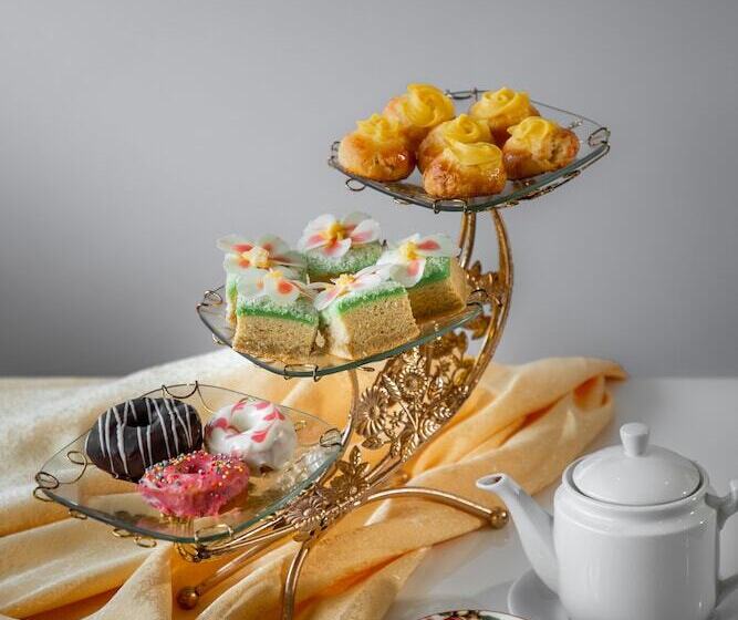 اتاق رویال, Tnd