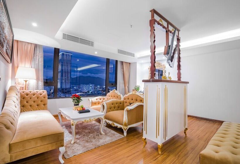 اتاق رویال, Tnd