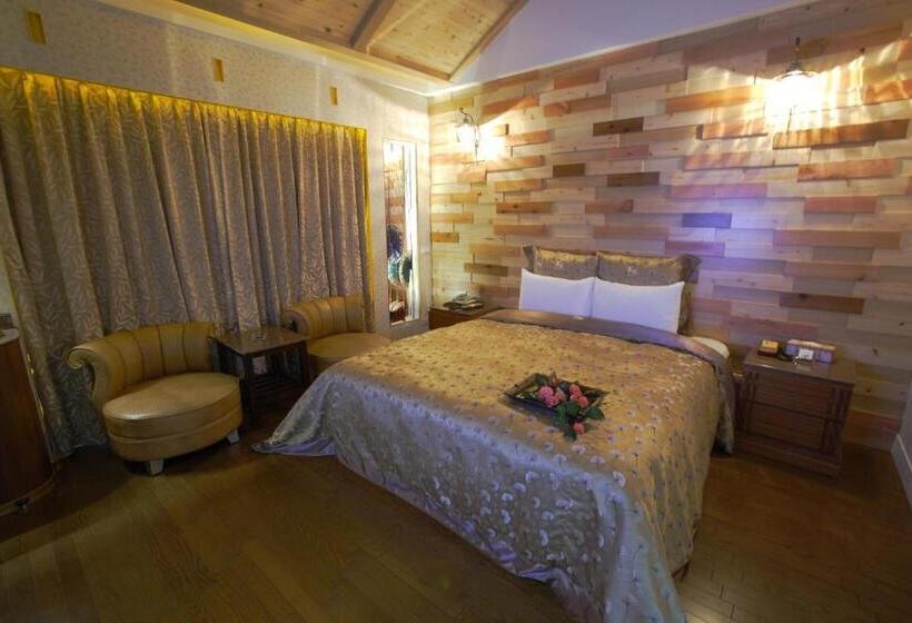 سوییت, Lai Yin Motel