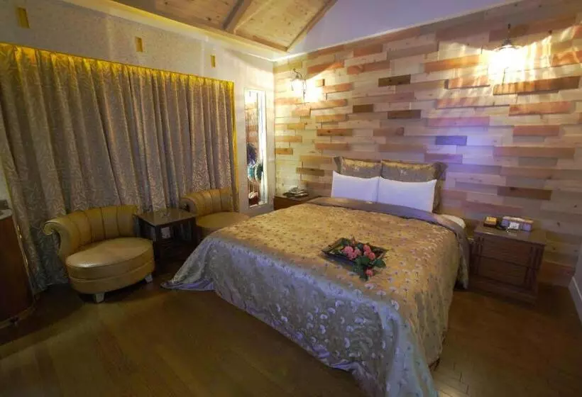 سوییت, Lai Yin Motel