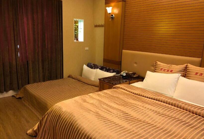 اتاق خانوادگی, Lai Yin Motel