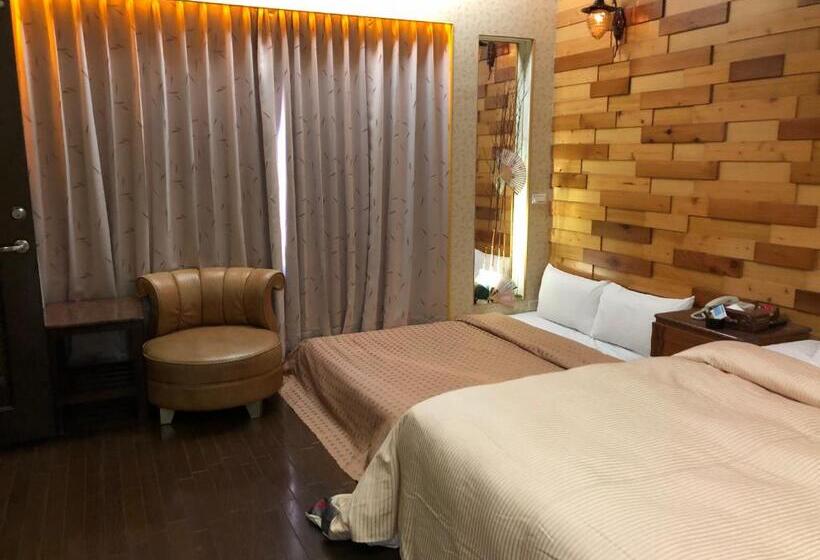 اتاق کلاسیک چهارنفره, Lai Yin Motel