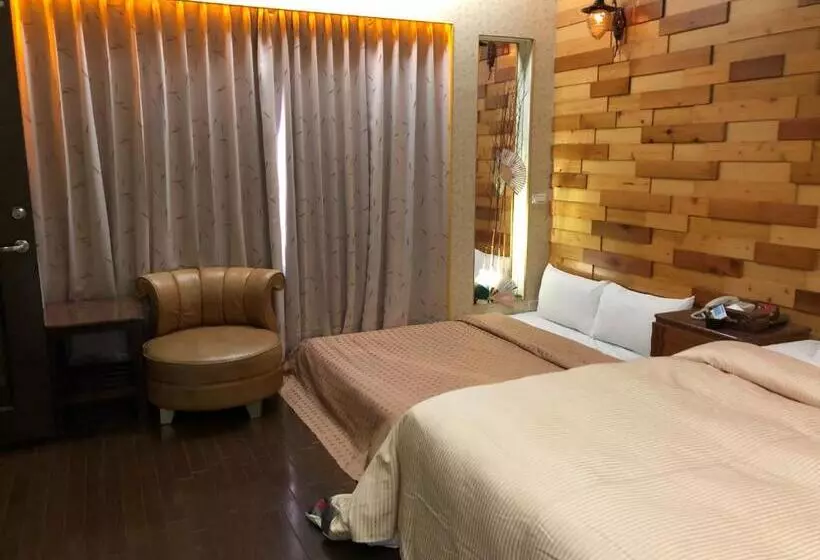 اتاق کلاسیک چهارنفره, Lai Yin Motel