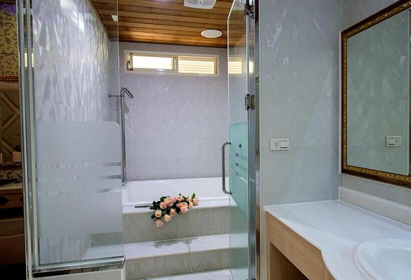 سوییت, Lai Yin Motel