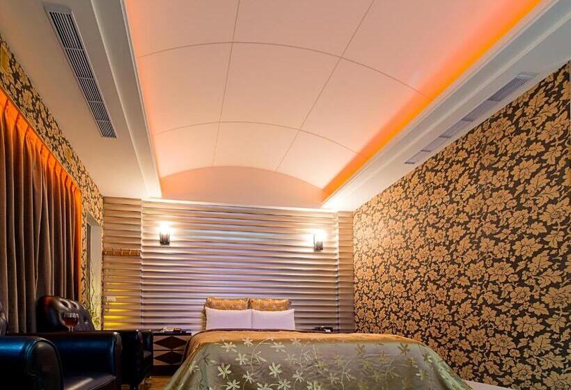 سوییت, Lai Yin Motel